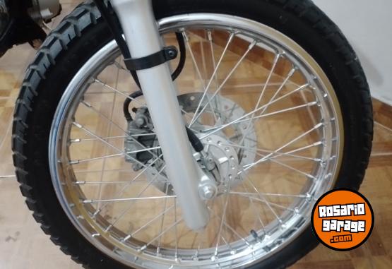 Motos - Honda XR 150 CC 2020 Nafta 14500Km - En Venta