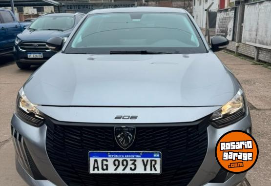 Autos - Peugeot 208 Allure AT 2025 Nafta 9000Km - En Venta