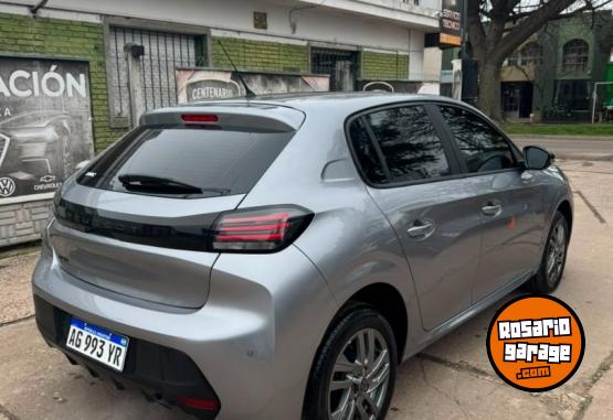 Autos - Peugeot 208 Allure AT 2025 Nafta 9000Km - En Venta