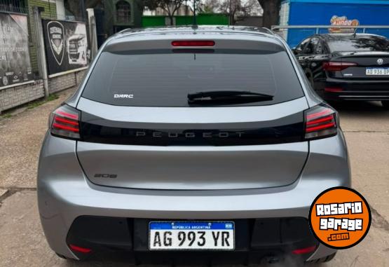 Autos - Peugeot 208 Allure AT 2025 Nafta 9000Km - En Venta