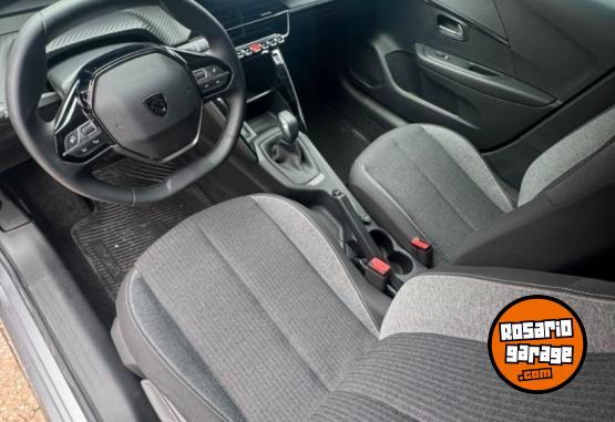 Autos - Peugeot 208 Allure AT 2025 Nafta 9000Km - En Venta