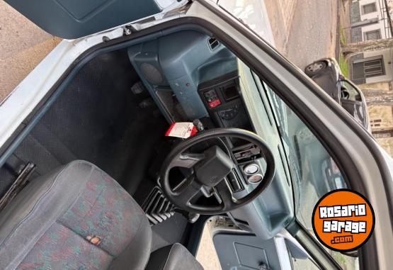 Utilitarios - Renault Express 1997 Diesel 203000Km - En Venta