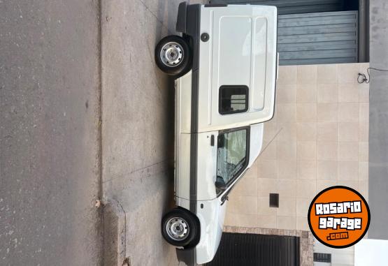 Utilitarios - Renault Express 1997 Diesel 203000Km - En Venta
