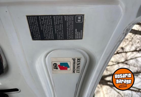 Utilitarios - Renault Express 1997 Diesel 203000Km - En Venta