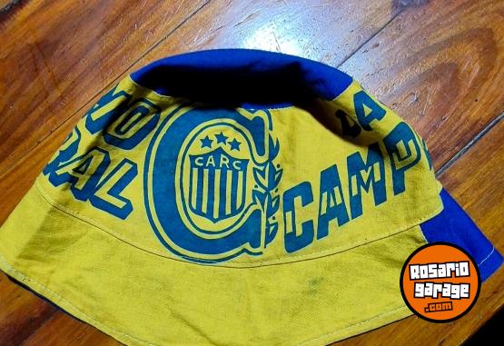 Indumentaria - Venta o permuta piluso canaya vintage - En Venta