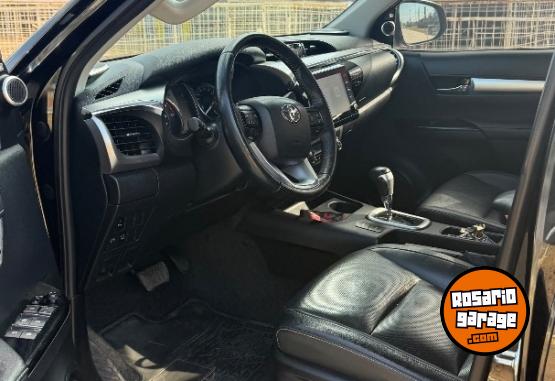 Camionetas - Toyota Hilux SrX At. 2022 2022 Diesel 130000Km - En Venta