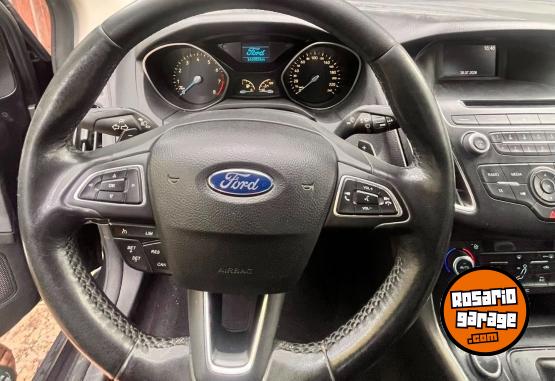 Autos - Ford Focus III SE Plus 2015 Nafta 145000Km - En Venta