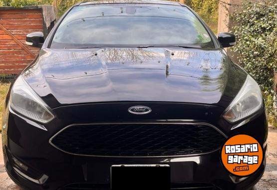 Autos - Ford Focus III SE Plus 2015 Nafta 145000Km - En Venta