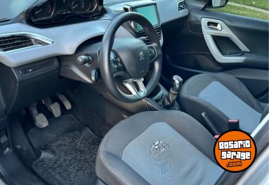 Autos - Peugeot 208 Allure 2014 Nafta 132000Km - En Venta