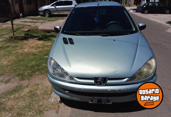 Autos - Peugeot 206 2004 Diesel 111111Km - En Venta