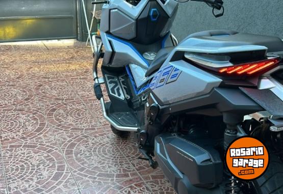 Motos - Zontes 368 G 2025 Nafta 7000Km - En Venta