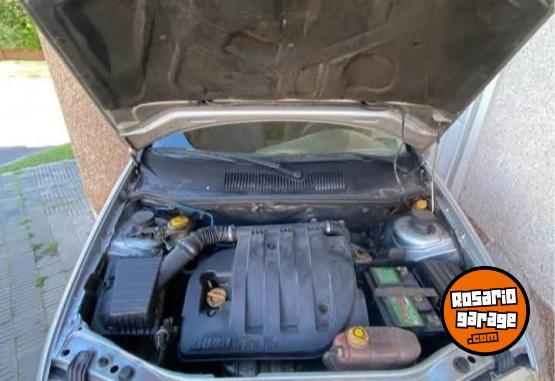 Autos - Fiat Palio 2006 Nafta 225000Km - En Venta