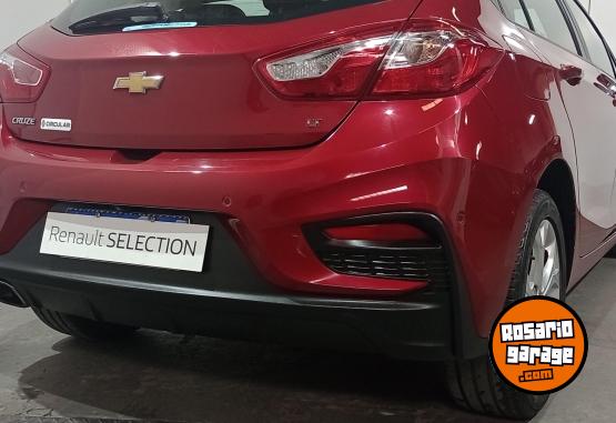 Autos - Chevrolet CRUZE 5P LT 2018 Nafta 72513Km - En Venta
