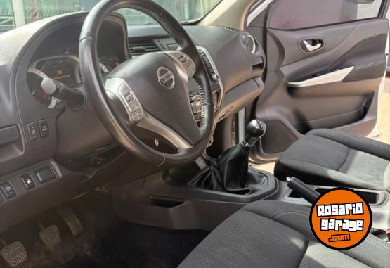 Camionetas - Nissan Frontier XE 4X2 2.3 2021 Diesel 166500Km - En Venta
