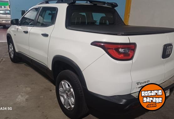 Camionetas - Fiat Toro 2017 Diesel 130000Km - En Venta
