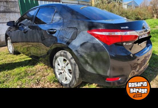 Autos - Toyota Corolla 2017 Nafta 130000Km - En Venta