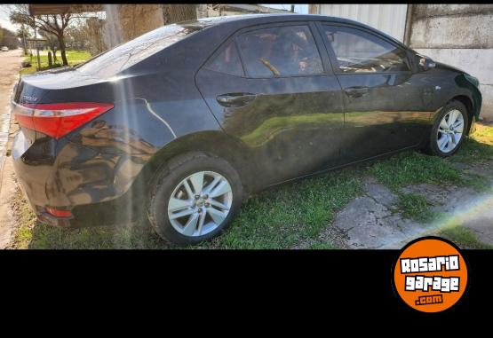 Autos - Toyota Corolla 2017 Nafta 130000Km - En Venta