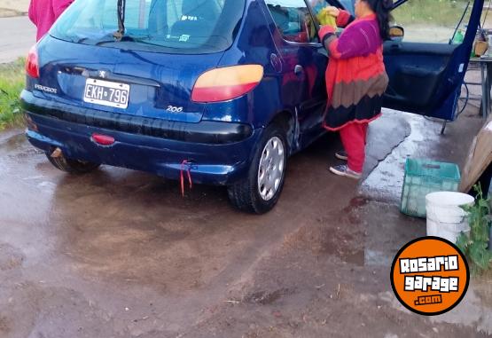 Autos - Peugeot 206 premiun 2004 Nafta 212000Km - En Venta