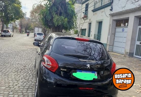 Autos - Peugeot 208 2016 Nafta 80000Km - En Venta