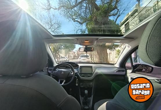 Autos - Peugeot 208 2016 Nafta 80000Km - En Venta