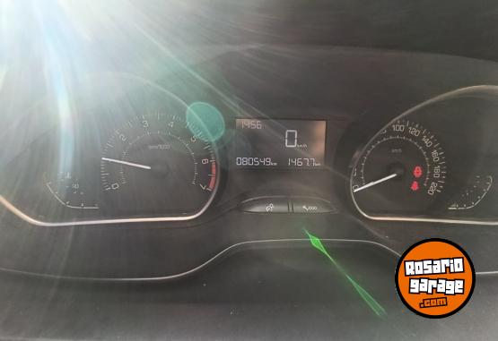 Autos - Peugeot 208 2016 Nafta 80000Km - En Venta