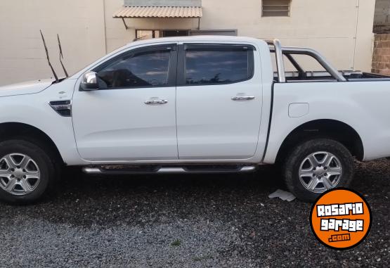Camionetas - Ford Ranger xlt 2015 Diesel 195000Km - En Venta