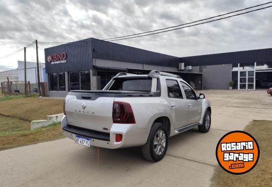Camionetas - Renault Duster Oroch Privilege2.0 2020 GNC 92000Km - En Venta