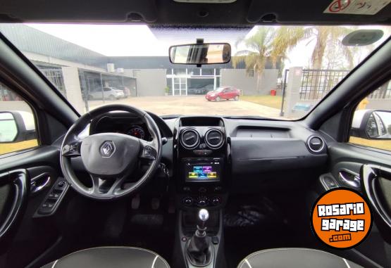 Camionetas - Renault Duster Oroch Privilege2.0 2020 GNC 92000Km - En Venta