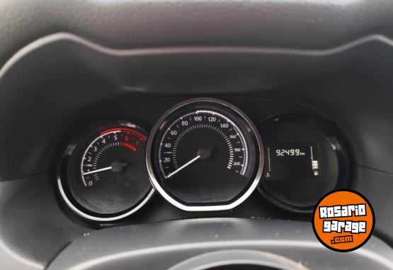 Camionetas - Renault Duster Oroch Privilege2.0 2020 GNC 92000Km - En Venta