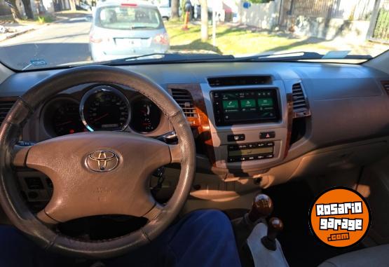 Camionetas - Toyota Sw4 SRV 2006 Diesel 355000Km - En Venta