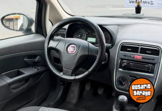 Autos - Fiat Punto ELX 1.3 2011 Diesel 194000Km - En Venta
