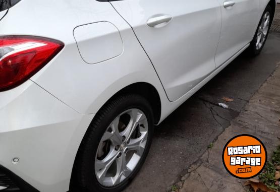 Autos - Chevrolet CRUZE 5P 1.4 TURBO LT MT 2017 Nafta 76000Km - En Venta