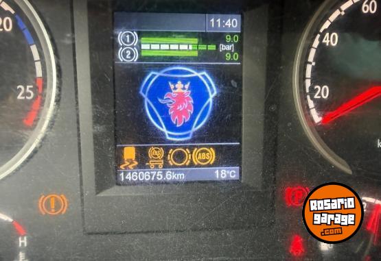 Camiones y Gr�as - Scania P340 2011 6X2 - En Venta