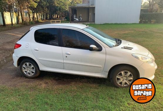 Autos - Peugeot 207 Compact Allure 1.4 5p 2015 Nafta 93000Km - En Venta