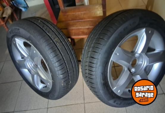 Accesorios para Autos - Tres ruedas completas 195 60 16 - En Venta