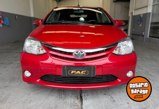 Autos - Toyota ETIOS 1.5 XLS 6mt 2017 Nafta 90000Km - En Venta
