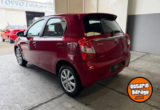 Autos - Toyota ETIOS 1.5 XLS 6mt 2017 Nafta 90000Km - En Venta
