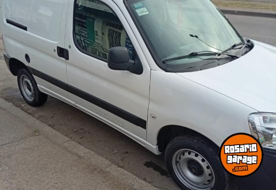 Utilitarios - Citroen Berlingo 2021 Diesel 39500Km - En Venta