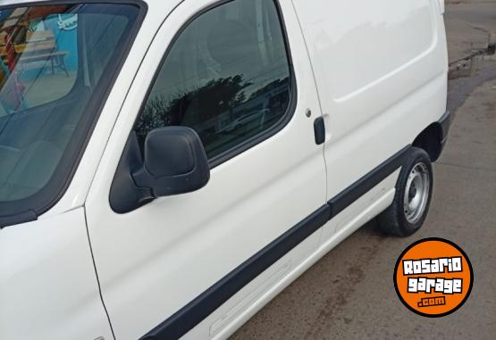 Utilitarios - Citroen Berlingo 2021 Diesel 39500Km - En Venta