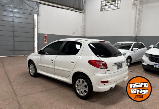 Autos - Peugeot 207 Allure 2014 Nafta 120000Km - En Venta