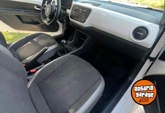 Autos - Volkswagen Up highline 2015 Nafta 120000Km - En Venta