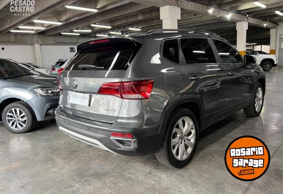 Autos - Volkswagen Taos Comfortline 2022 Nafta 54800Km - En Venta