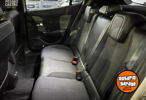 Autos - Peugeot 2008 Active Pack 2024 Nafta 34000Km - En Venta