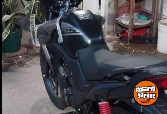 Motos - Honda Twister 125 2023 Nafta 11000Km - En Venta