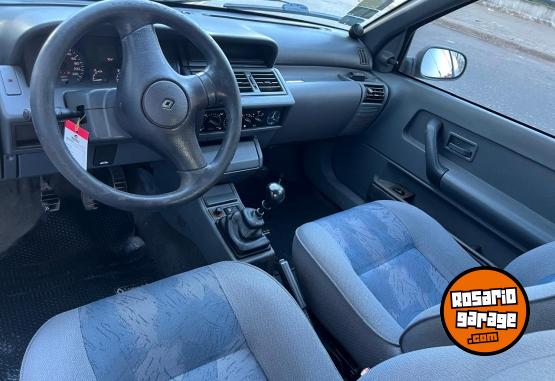 Autos - Renault Clio 1999 Diesel 11111Km - En Venta