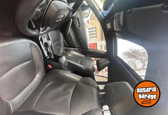 Autos - Toyota Cross Seg 2023 Nafta 64000Km - En Venta
