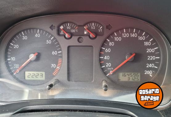 Autos - Volkswagen Golf 2006 Nafta 164600Km - En Venta