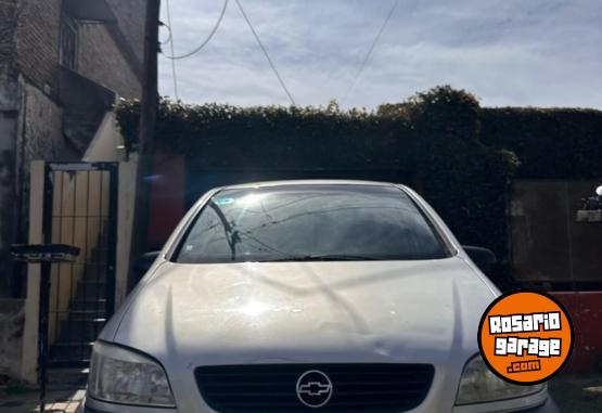Autos - Chevrolet Zafira 2002 GNC 280000Km - En Venta