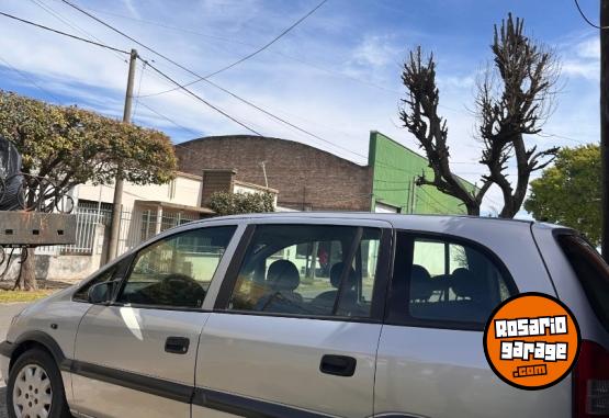 Autos - Chevrolet Zafira 2002 GNC 280000Km - En Venta
