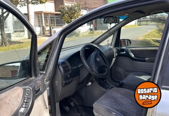 Autos - Chevrolet Zafira 2002 GNC 280000Km - En Venta